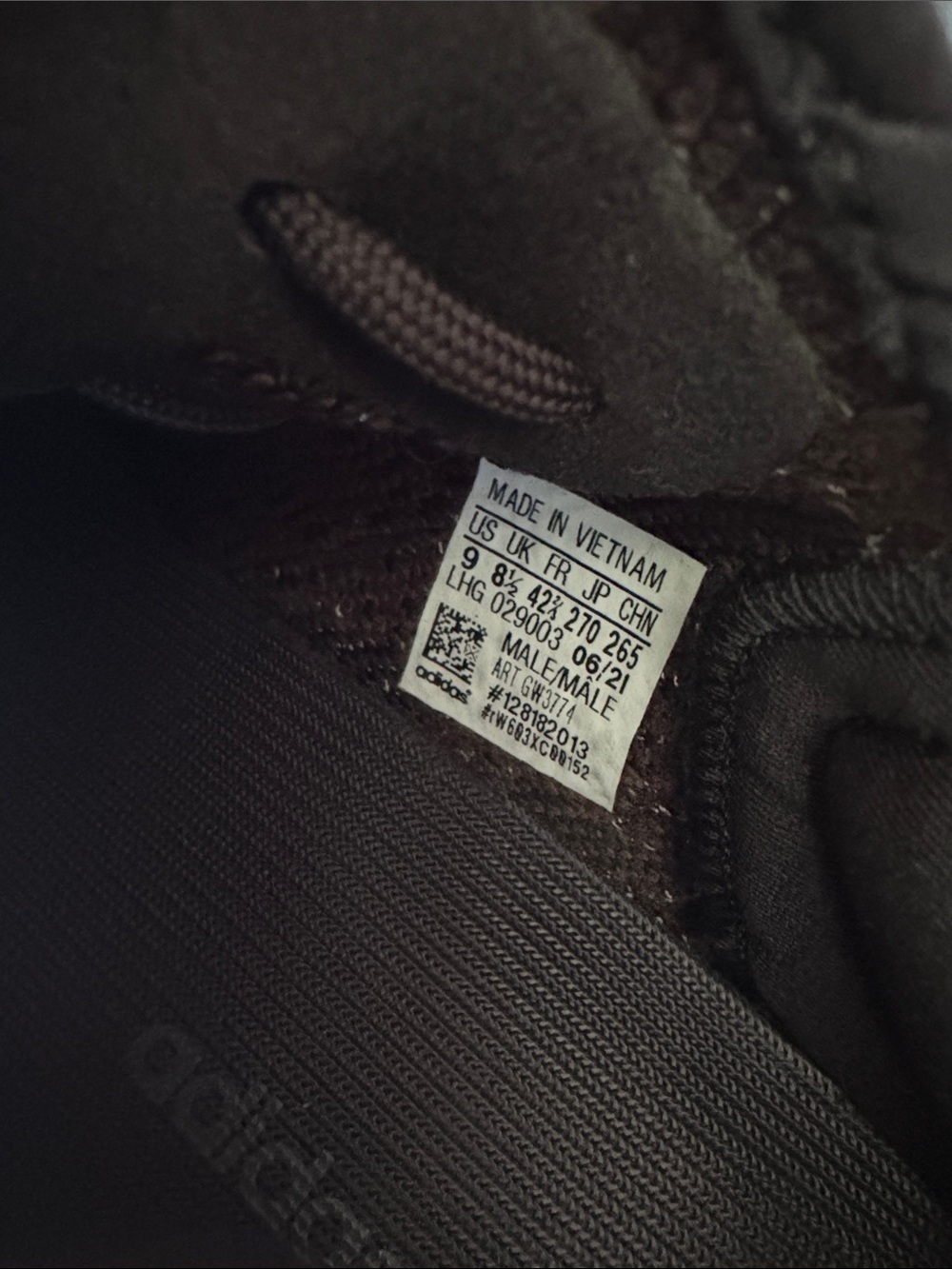 Adidas Yeezy Boost 350 V2 — MX Rock - Picture 4 of 4